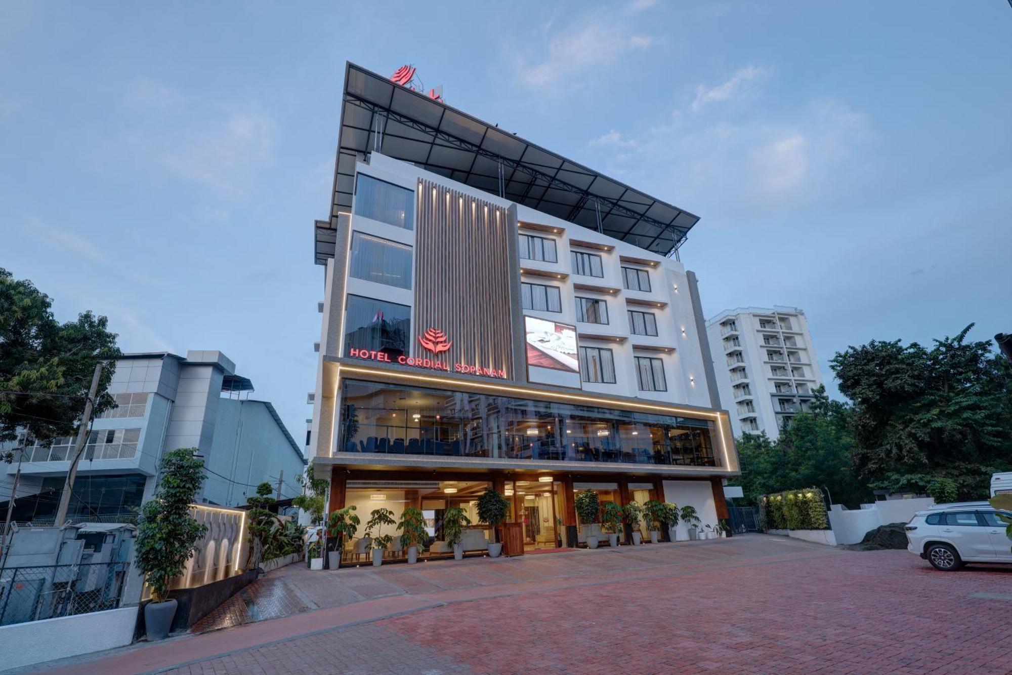 Hotel Cordial Sopanam Thiruvananthapuram Extérieur photo