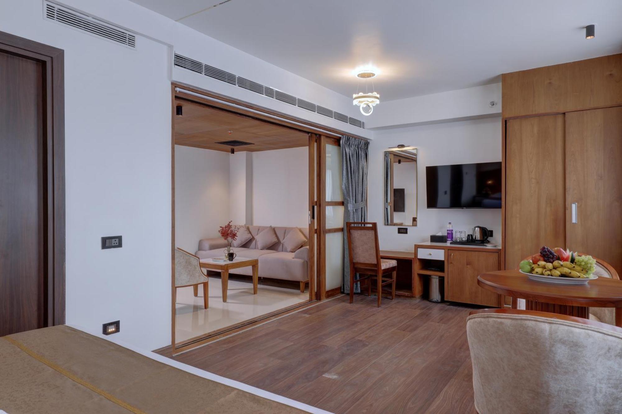 Hotel Cordial Sopanam Thiruvananthapuram Extérieur photo
